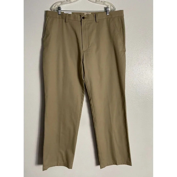 St. John Bay Mens Flat Front Straight Leg Dress Pants Brown Khaki 40x30 - Picture 1 of 5